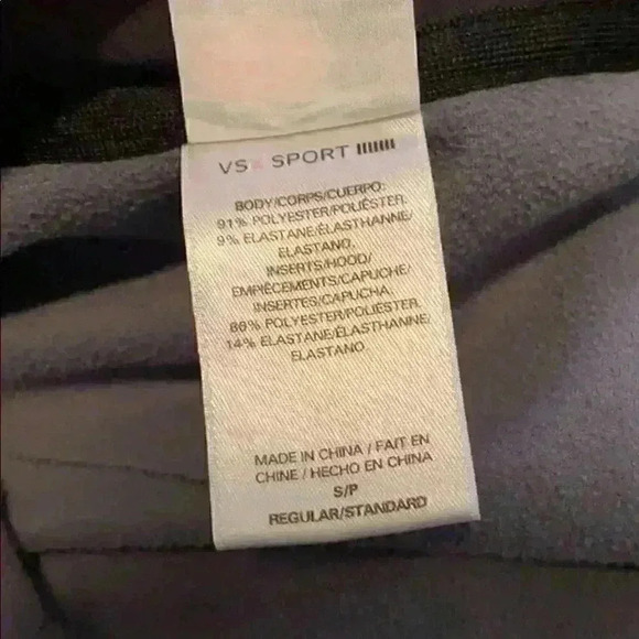 ✨VS Sports Athletic Jacket in Great Condition - Picture 6 of 7
